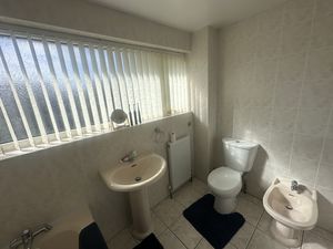 Photo 25- click for photo gallery